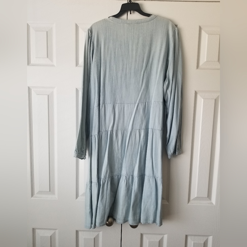 Ladies dress